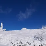 La Fontaine Salee-home Shanti-chastreix