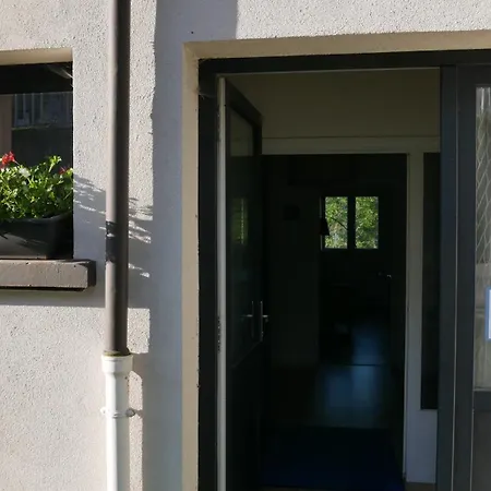 La Fontaine Salee-home Shanti-chastreix *